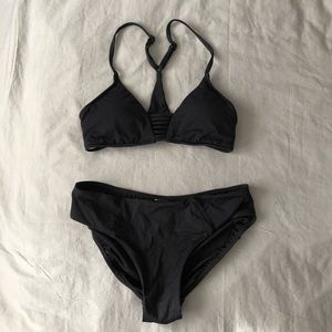 Azura Australia black bikini set - full bottoms with strappy top - size 4 USA